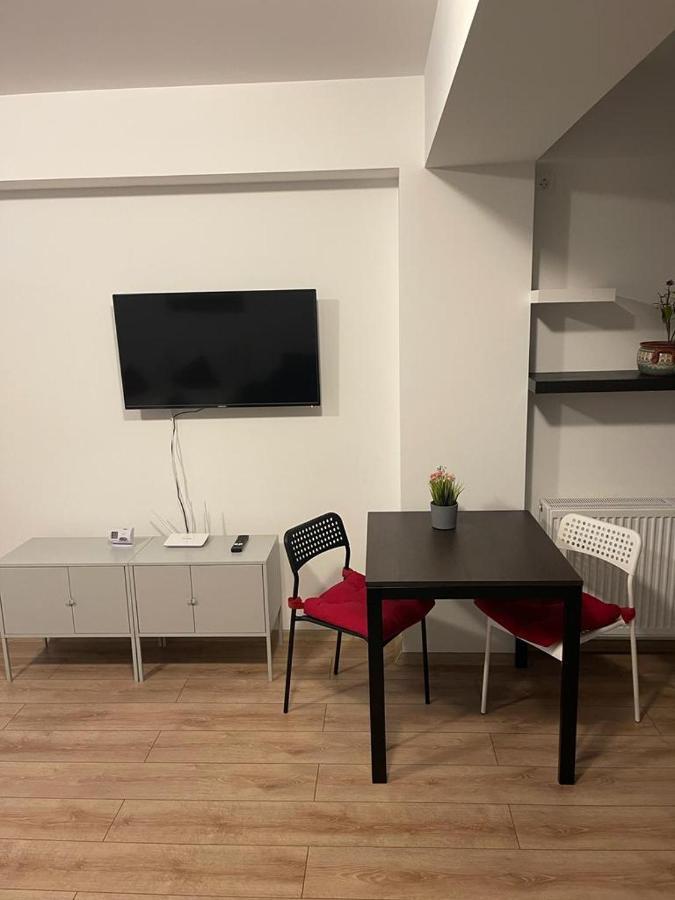 Tranzzit Airport Apartament I Otopeni Exterior foto